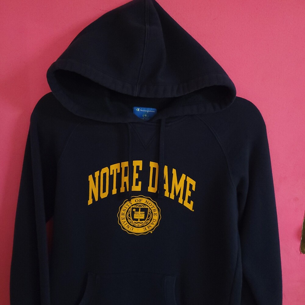 Champion medium Navy Blue Hoodie Notre Dame University college football ncaa